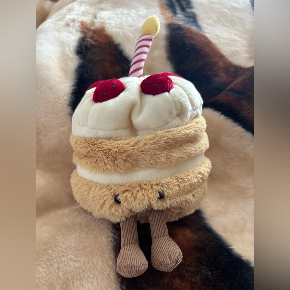 Jellycat strawberry cake